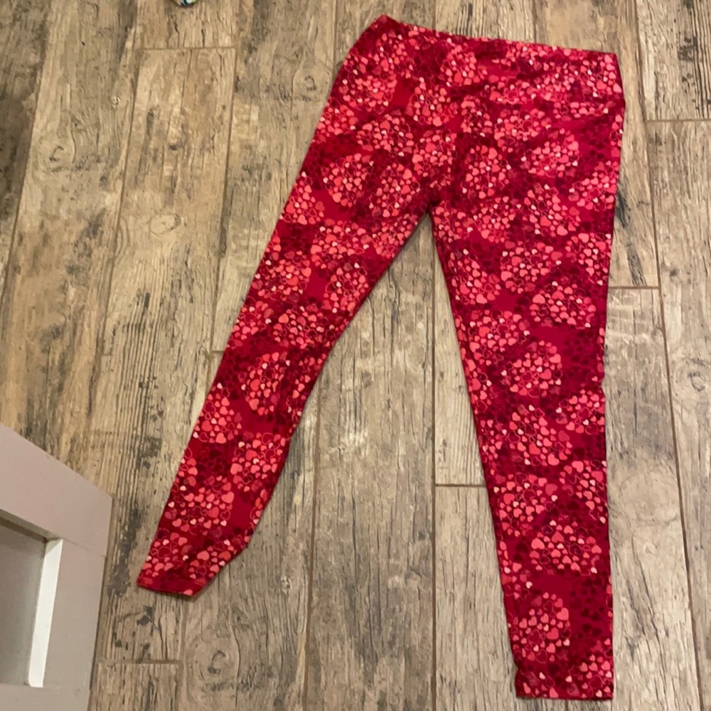 VGUC Tall & Curvy LuLaRoe Valentine’s Day leggings
